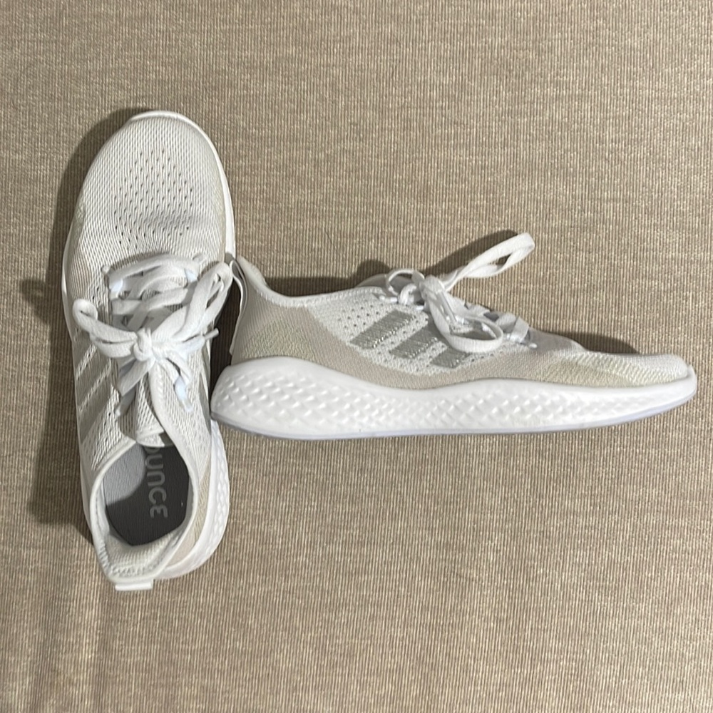 Adidas women’s shoes size 9